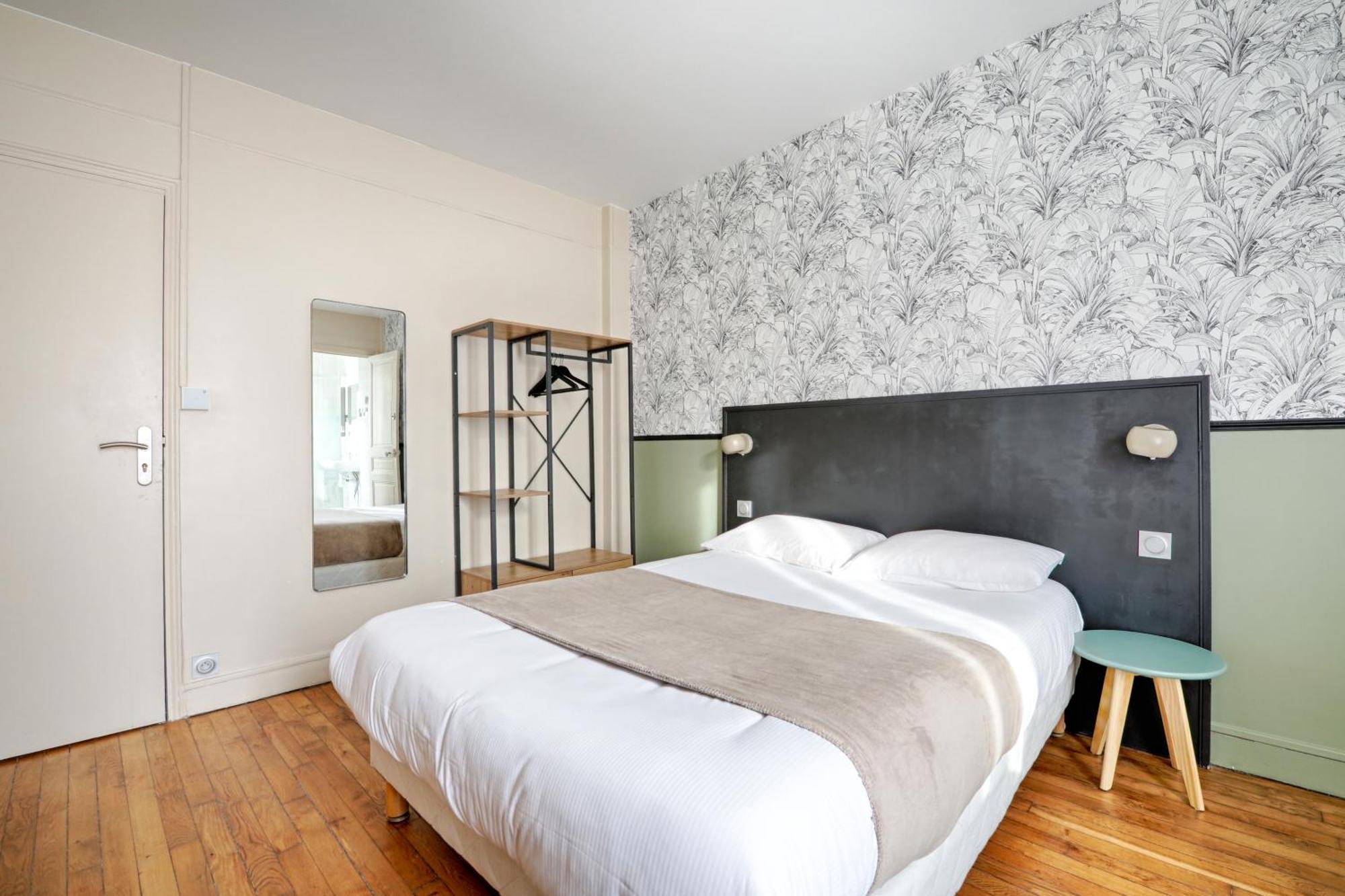 Le Florus Hotel Монруж Екстериор снимка