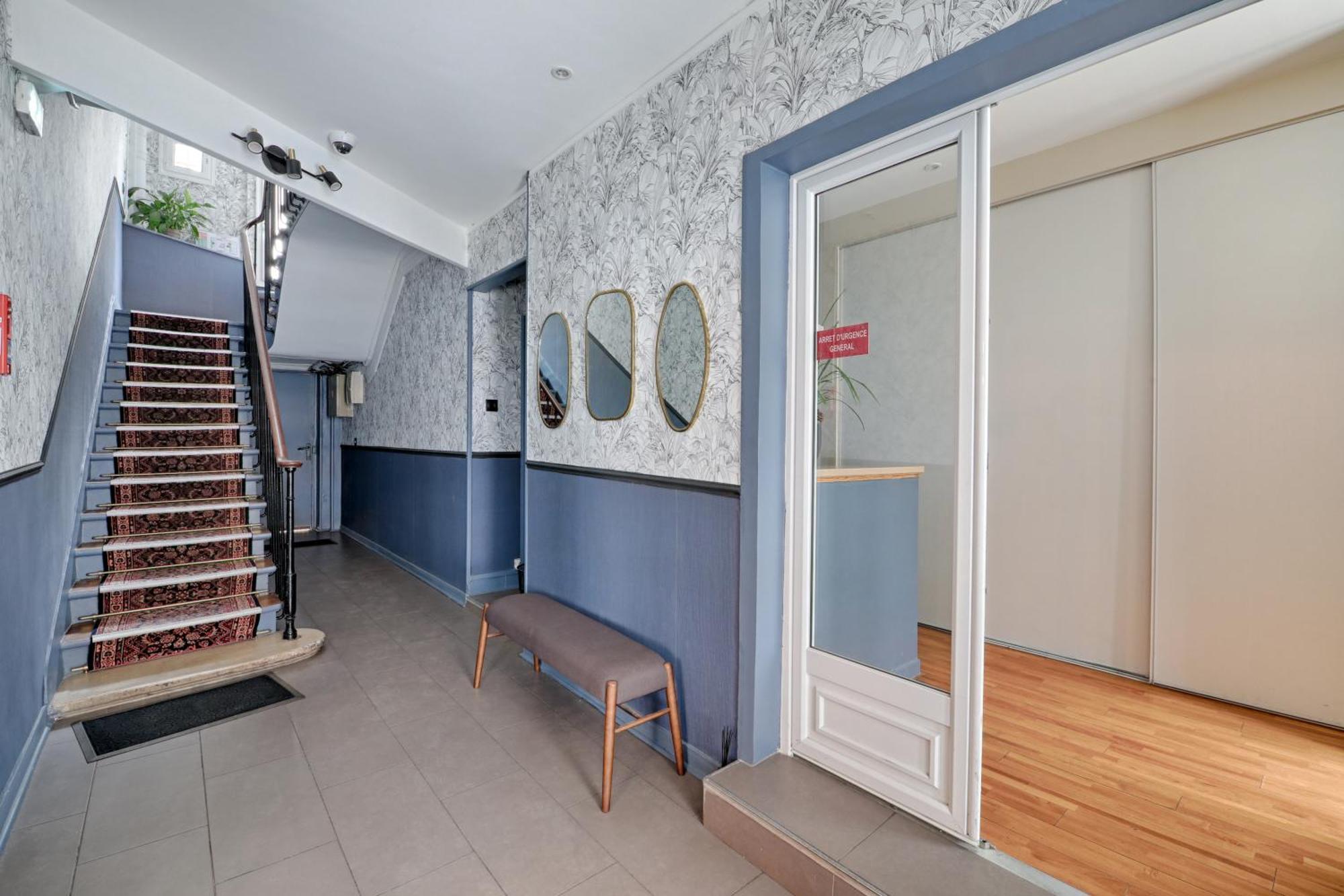 Le Florus Hotel Монруж Екстериор снимка